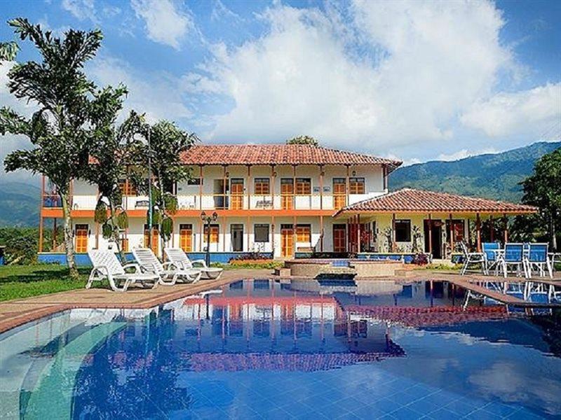 Finca Hotel La Rivera Calarcá Exterior foto